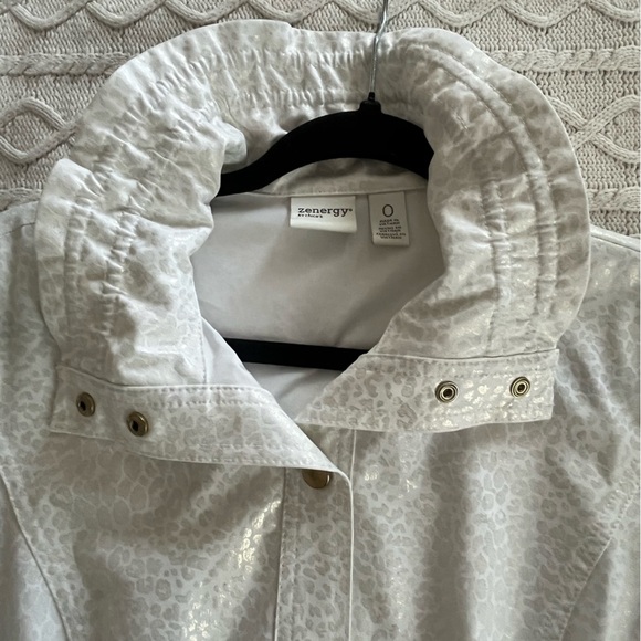 Chico’s Sleek White Jacket 3/4 Sleeve with Double front Pockets Women’s Size S - Picture 14 of 14
